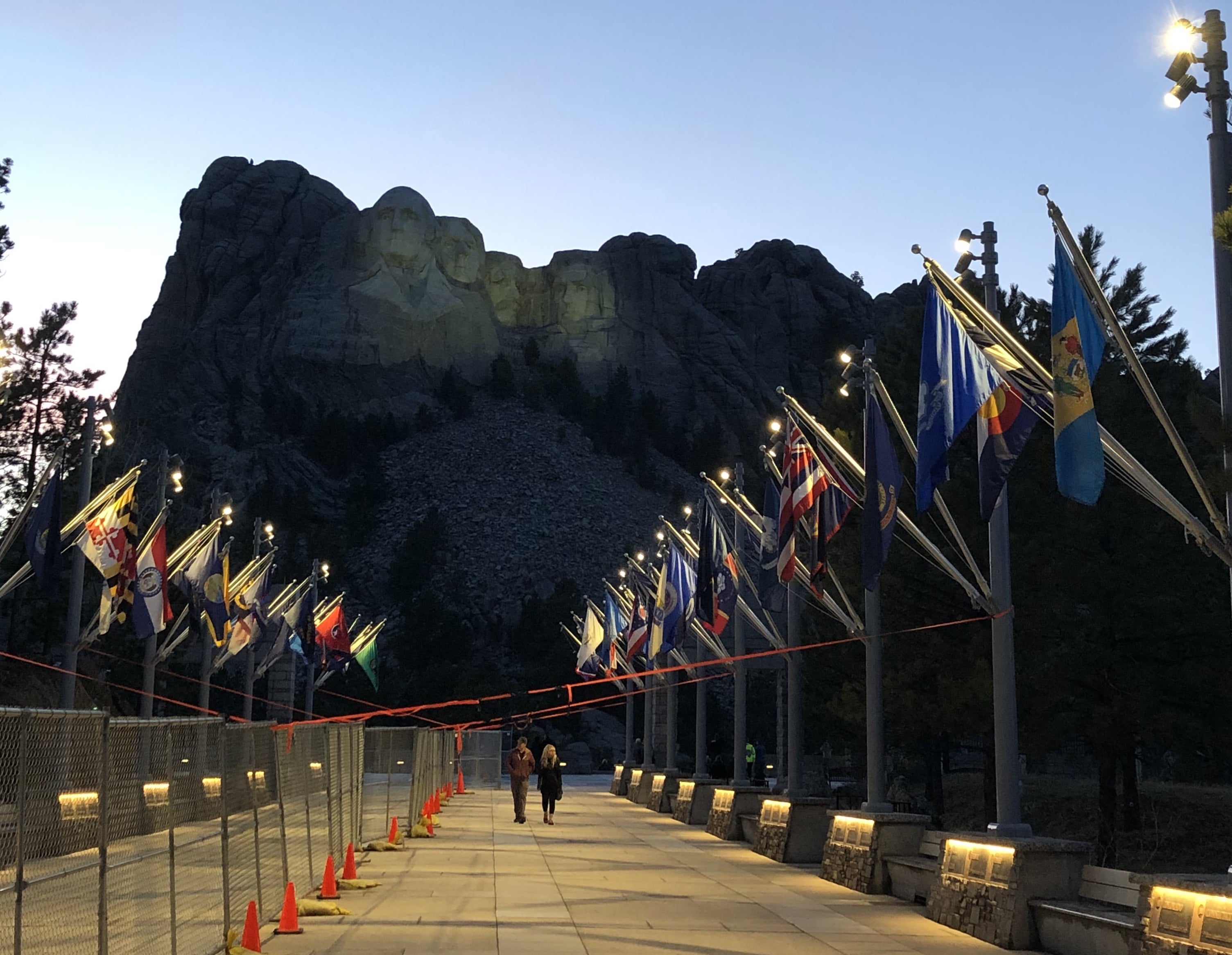 Approach to Mt. Rushmore